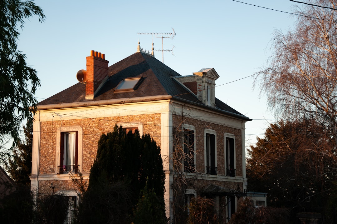 Comment réussir sa rénovation de maison sans dépassement de budget ?