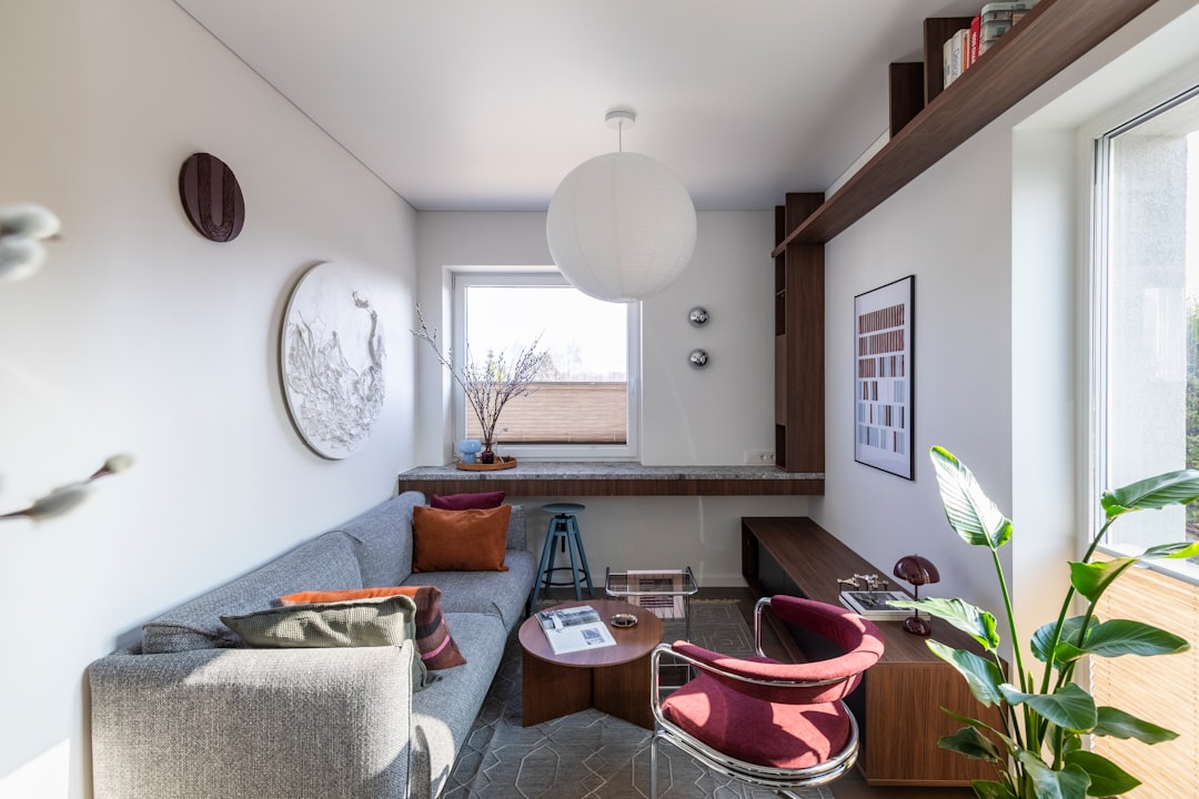 Mobilier multifonctionnel et meubles sur mesure pour optimiser un petit intérieur